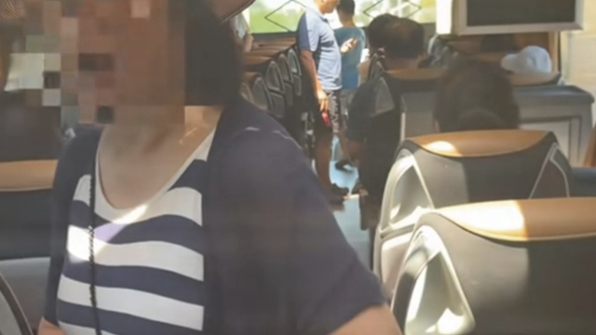 中国旅行团在意大利整车被偷“吃饭回来全部傻眼，行李全被盗了”，当事人：意大利警方只录口供不作为，现已回国，看旅行社如何处理