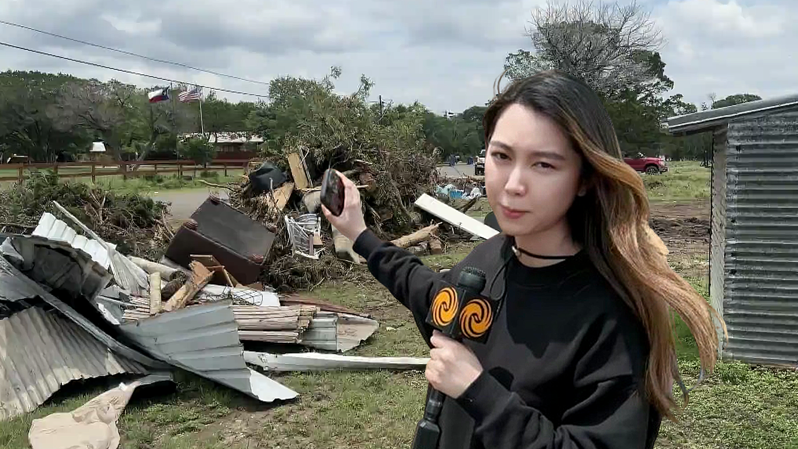 美国得州洪灾酿百死 灾民：一切都没了