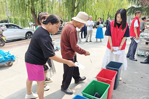西安高新区2025年垃圾分类教学推广服务系列活动走进木塔寺遗址公园