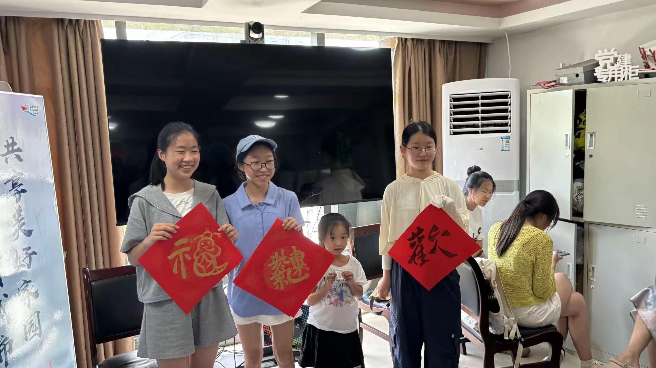 江北工会让小候鸟传承中华医药文化