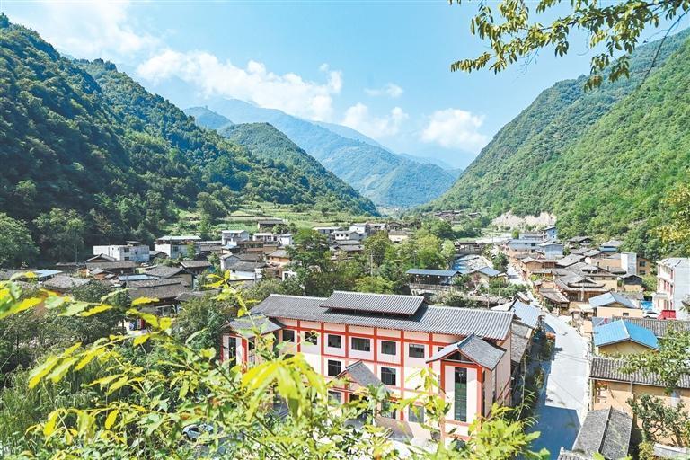 铁楼藏族乡　丁凯