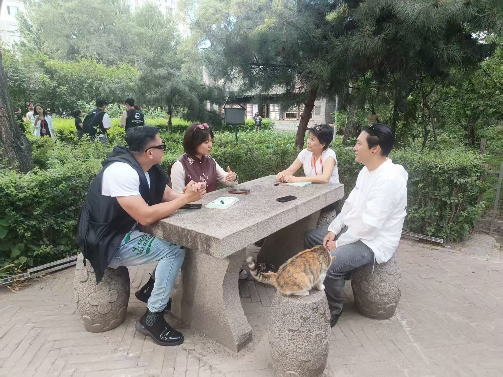 两岸媒体人探访萧红故居 感悟文学精神与非遗魅力