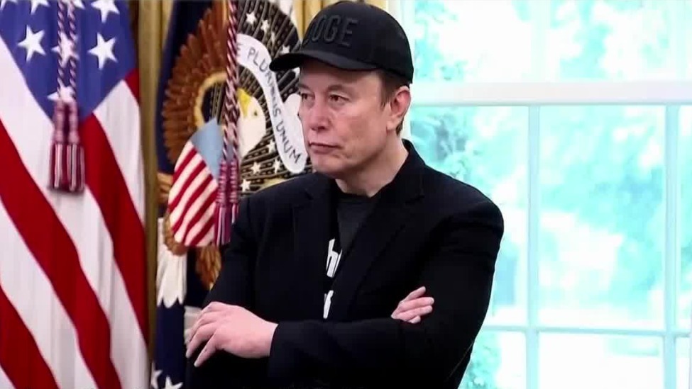 专家解读：马斯克对特朗普因何由爱转恨？