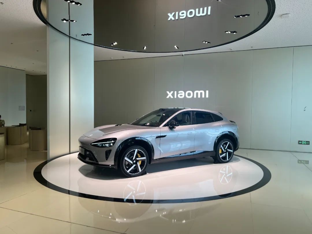 雷军再闯“产能地狱”