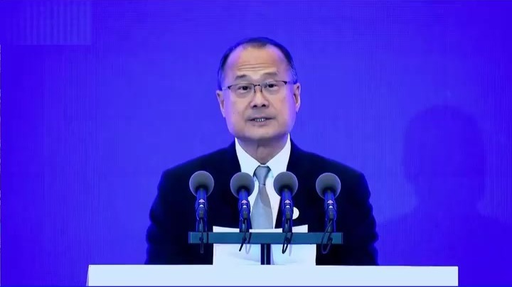 香港中华总商会会长蔡冠深致辞