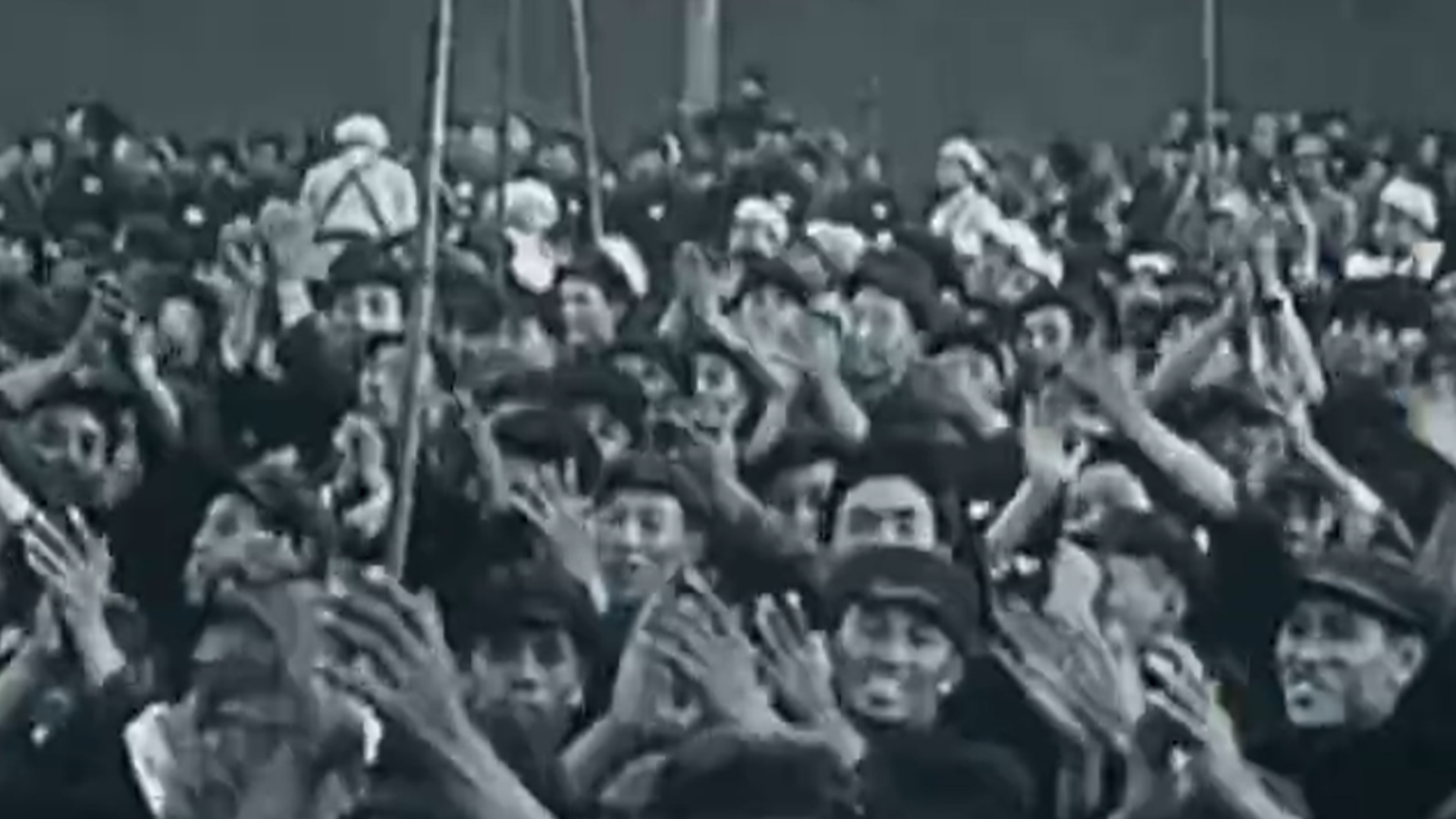 人民日报呼吁：“同志”称呼重归主流，“老师”称呼应有门槛