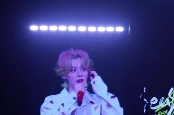 鹿晗演唱会“表白”青岛