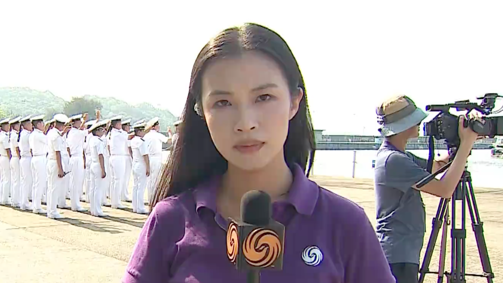 现场报道｜五日访港行程完美收官！香港市民欢送山东舰航母编队