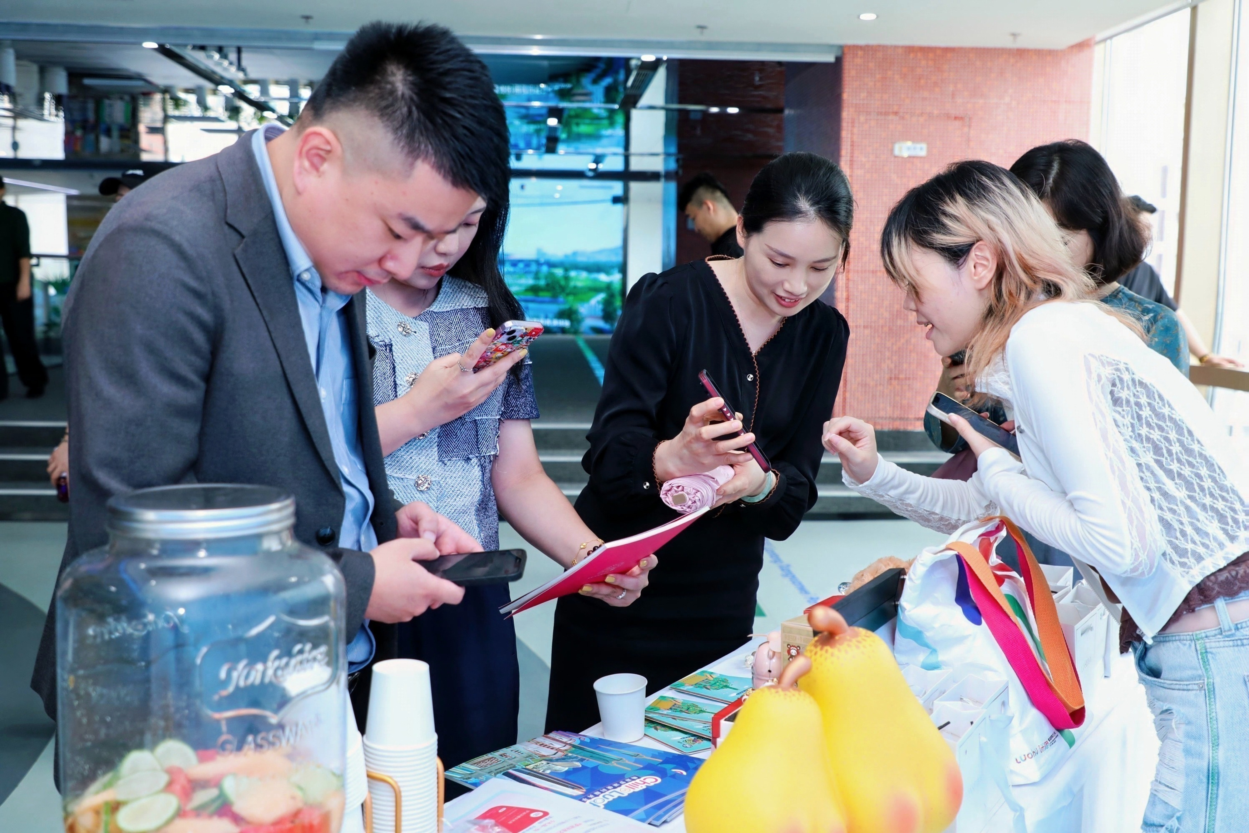 旅游“六个一”出圈，与全球游客共赴罗湖幸福旅程