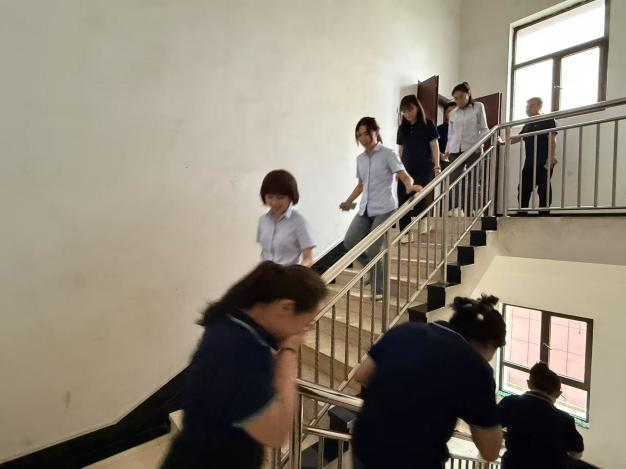 瑞众保险陕西分公司榆林中支开展“预防为主 生命至上”消防安全知识培训暨应急疏散演练