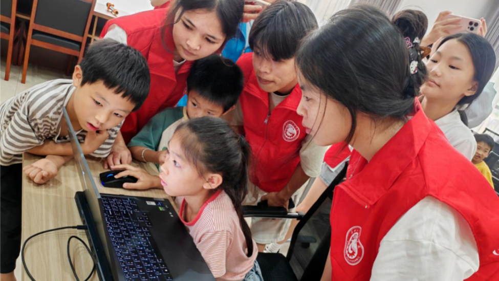 赣州职业技术学院信息工程学院“红心e修”青年实践队赴于都开展“三下乡”活动