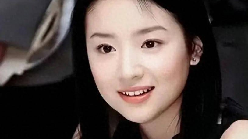 董洁的19岁，周迅和李嘉欣的19岁，都不如蔡少芬的19岁令人惊艳封面图