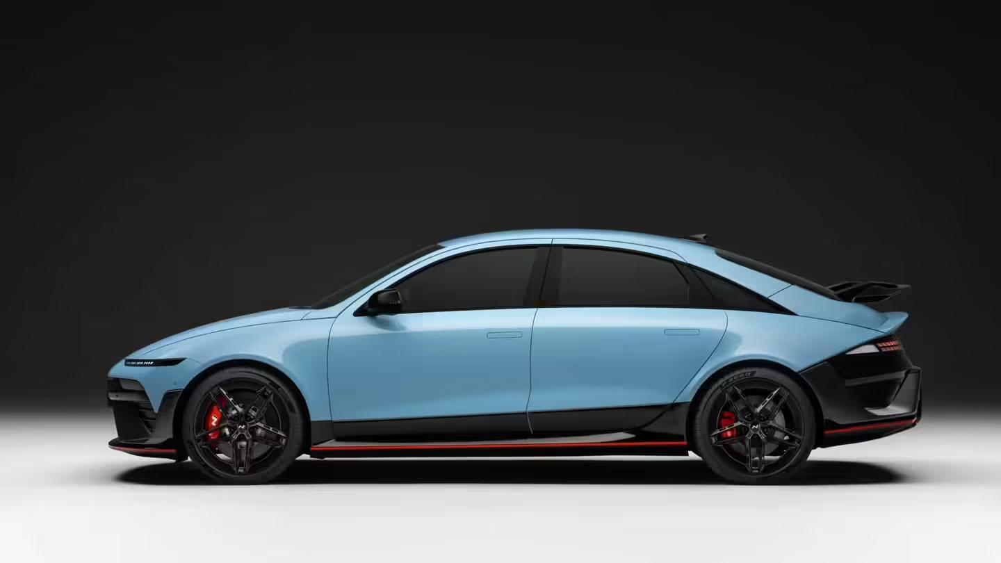 现代全新高性能电动汽车Ioniq 6 N问世:能模拟换挡漂移,还有模拟声浪