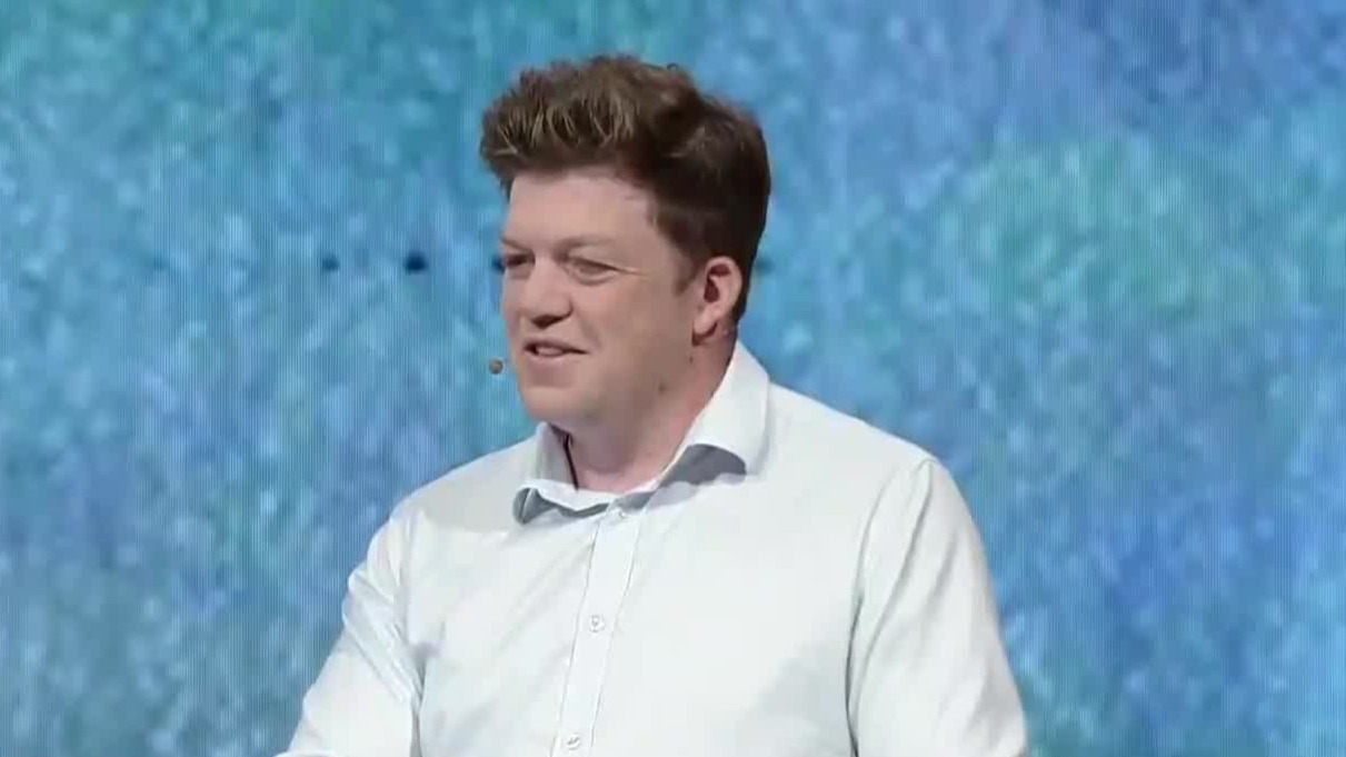 Labubu火爆全球，欧美玩家疯狂抢购，“情绪经济”成黄金赛道？