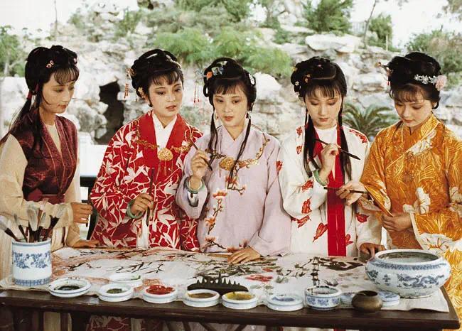 《命若朝霜》：从清代法律视角看《红楼梦》中女性地位