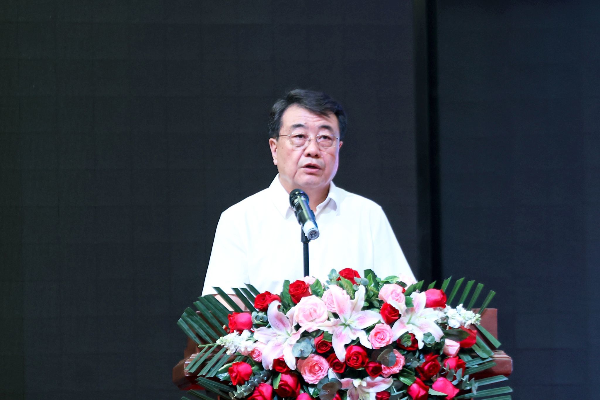 校长于成学致辞