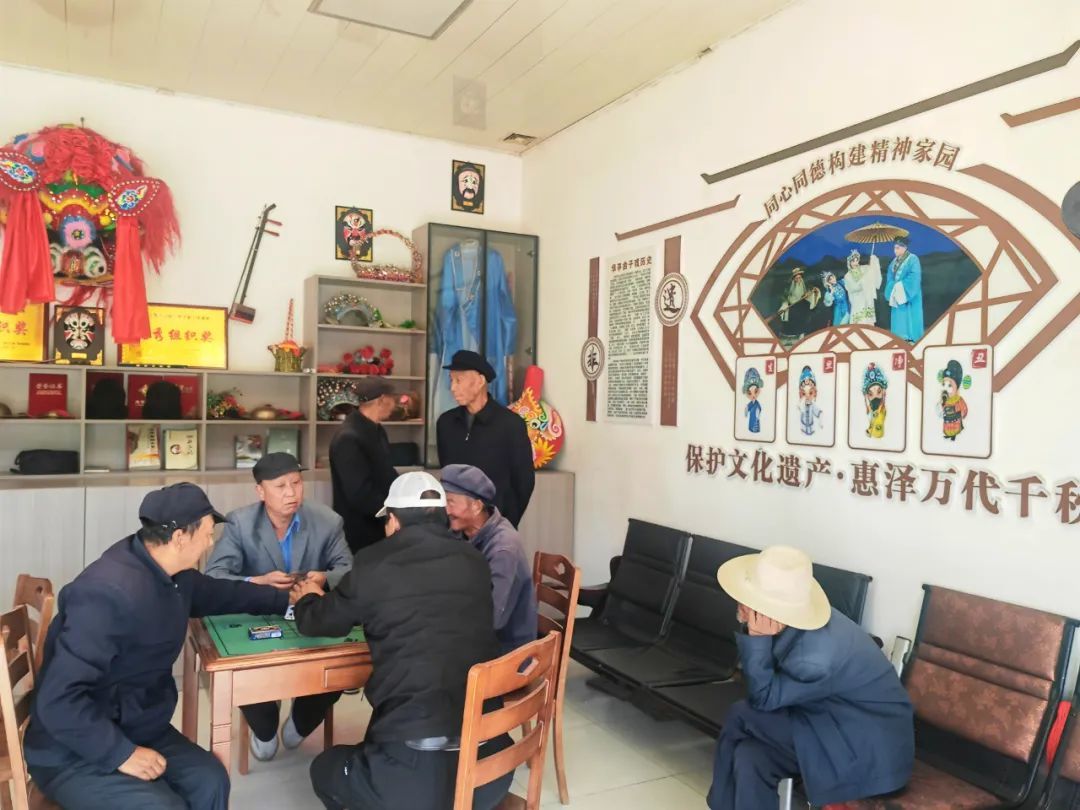 银发族吃上热乎饭　华亭办民生“食”事暖心得嘞