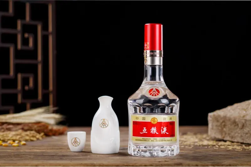 白酒界变天了？五粮液经典高端酒，低价疯抢！_凤凰网