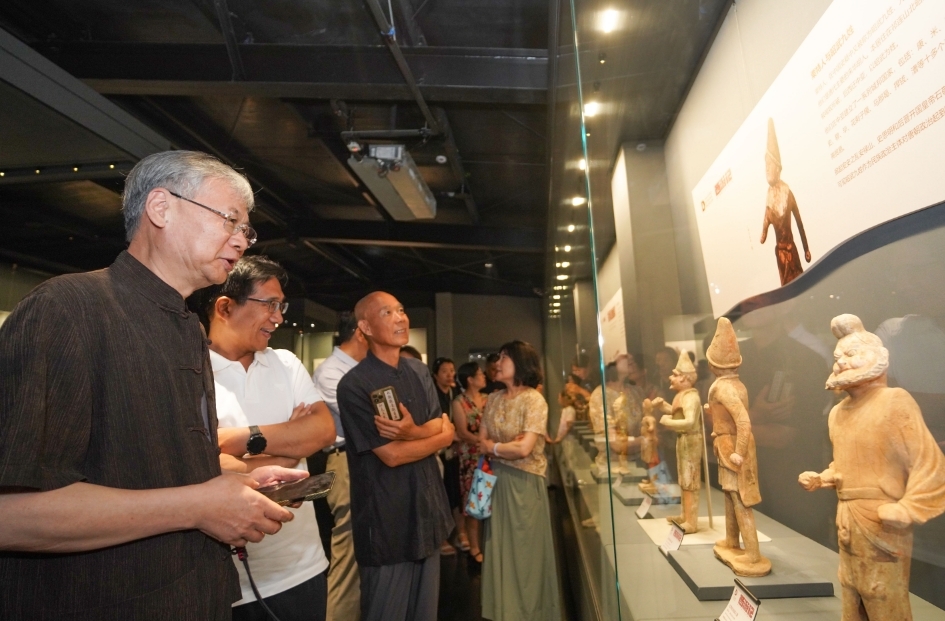 唐朝陶瓷版的“西游記”！鄭州大象陶瓷博物館上新啦