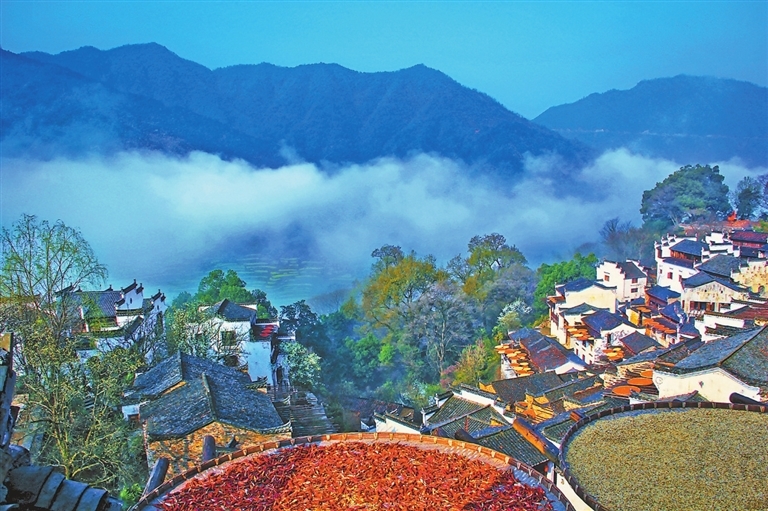 篁岭晒秋 曹加祥摄