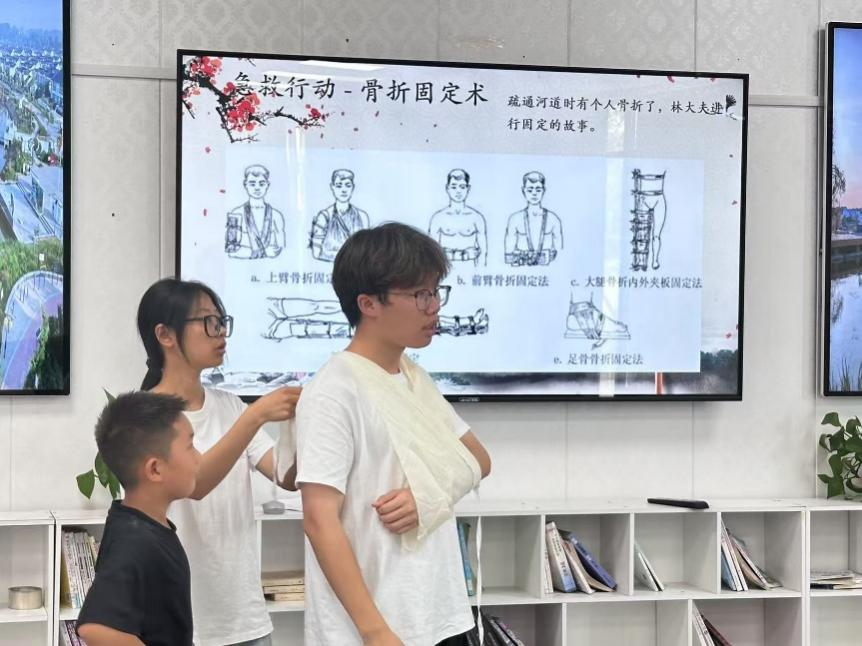 苏韵传承扬急救，生命守护绽芳华！徐州工程学院急救科普活动走进邳州议堂镇