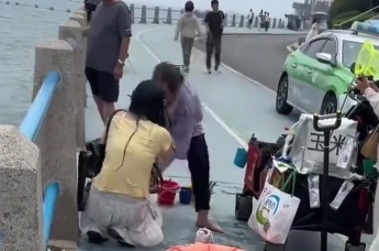 跳海救人！安徽界首“玉米大姨”获“见义勇为模范”称号