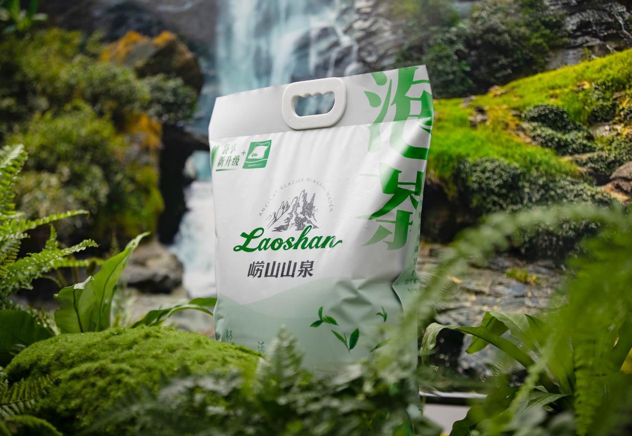 崂山矿泉乐富袋装水 山泉水