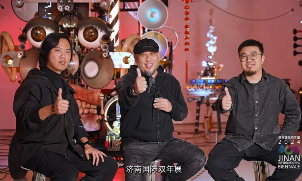 图2- 1 艺奇客团队合照1