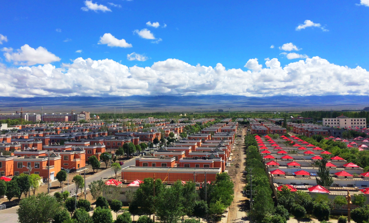 “一壶奶茶调解法”化纠纷　阿克塞民族团结融于烟火日常