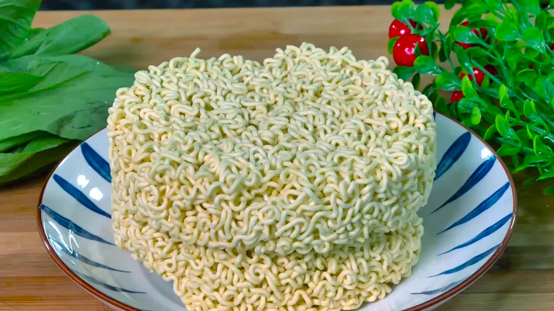 吃了30年方便面，我只服这种做法，真是高手在民间，味道简直绝了