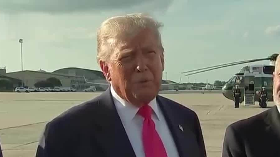 特朗普再评爱泼斯坦案：很无聊，但可公开