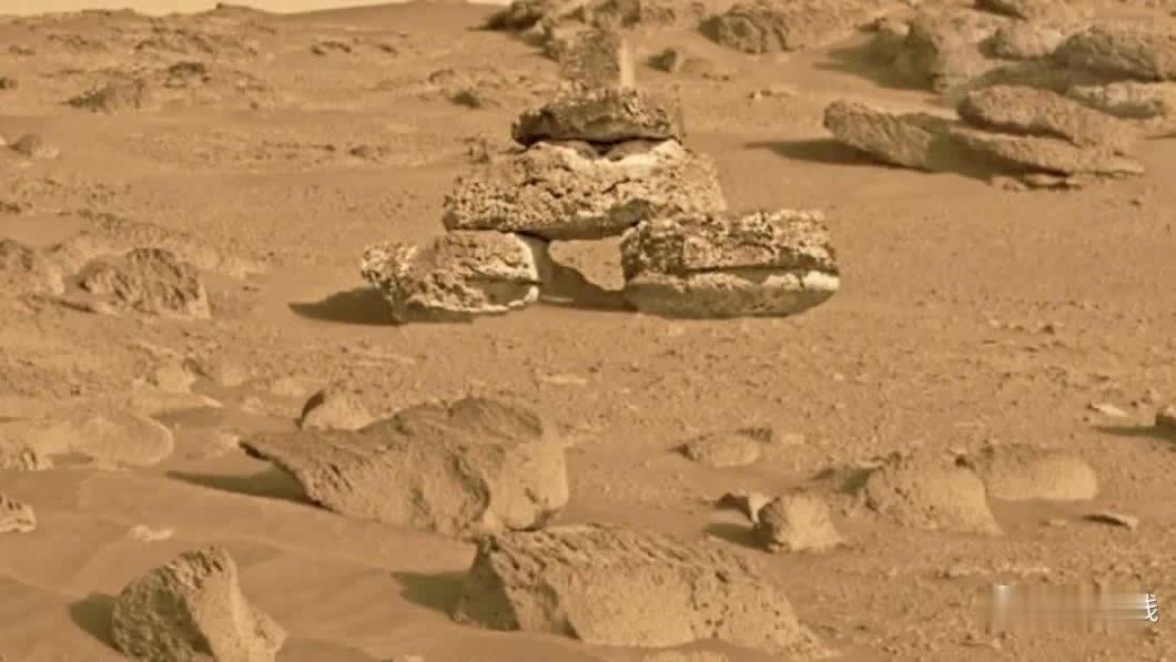 5张给力火星图，其中几张不太真实，像是处理的