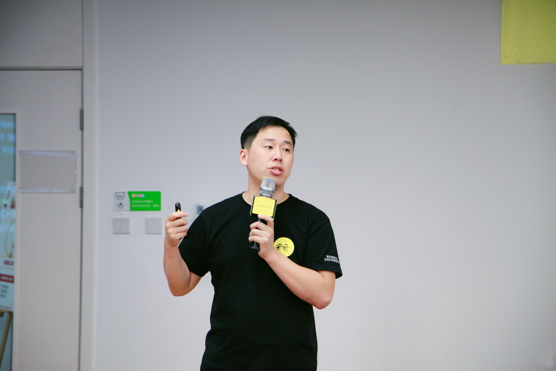 当体育教练能"接单上门"，这场"外卖式"革新藏着多少行业密码？