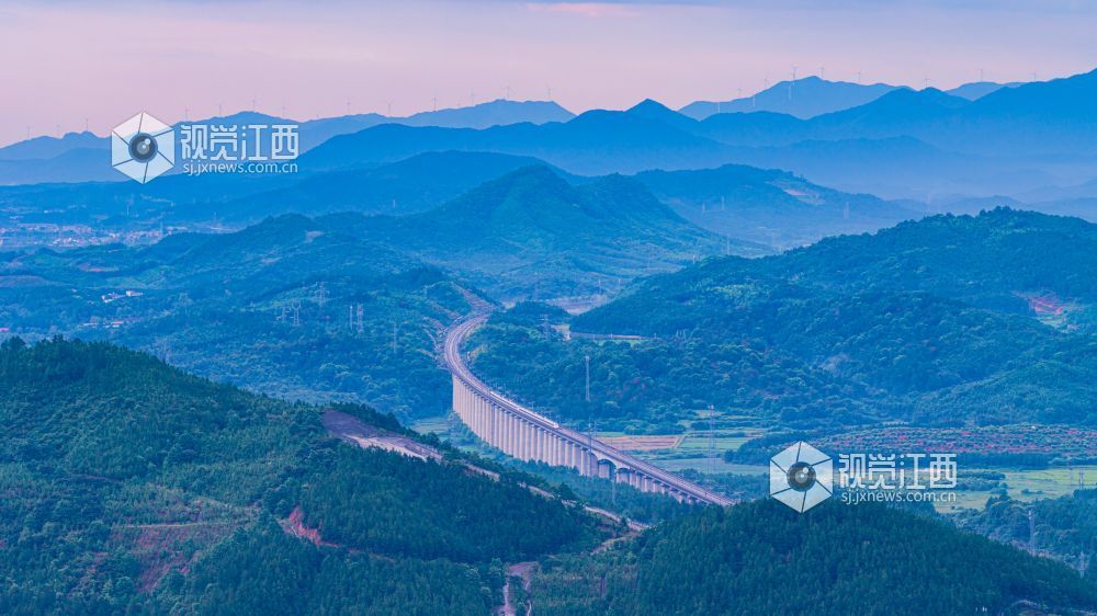 2025年7月10日在江西省吉安市峡江县拍摄的画面。