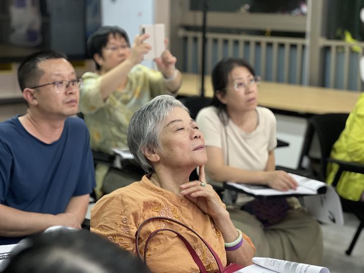 香安社区“民生微实事”AI系列课程圆满收官，科技赋能惠及千余居民