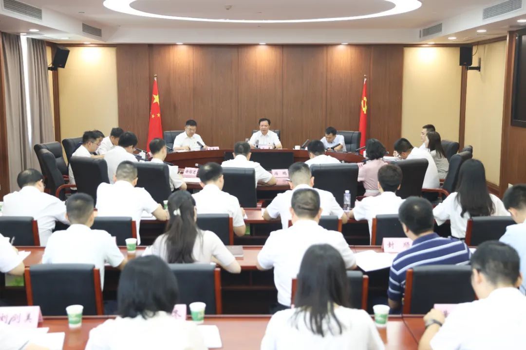 ▲7月14日，江夏以普通党员身份参加区委办机关党支部学习教育交流。