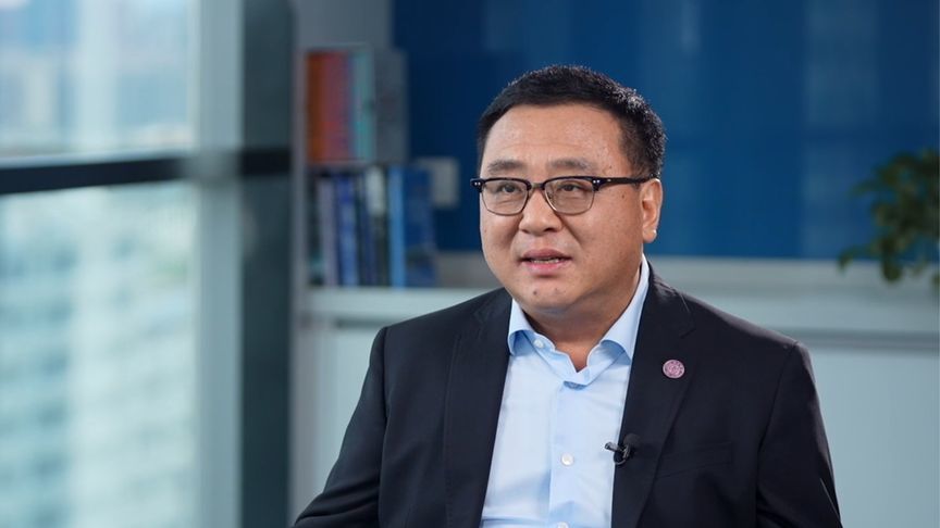 前百度总裁张亚勤：未来AI大模型竞争的关键是建立生态、形成粘性