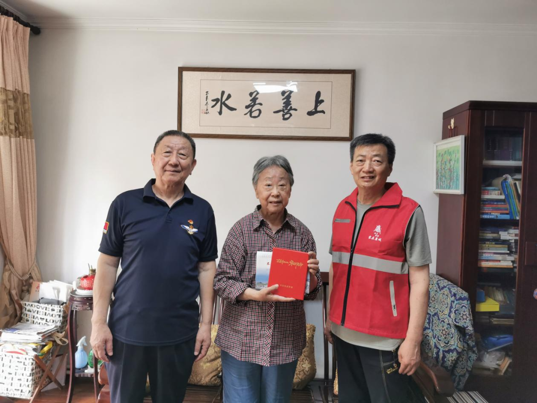 微笑青岛 | 梁正合：从“铁血战士”到社区 “老兵书记”，写好基层治理“大文章”