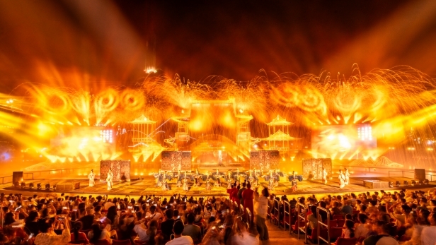 “非遗+科技”再现洪州盛景 南昌融创文旅城大型实景演出震撼上演