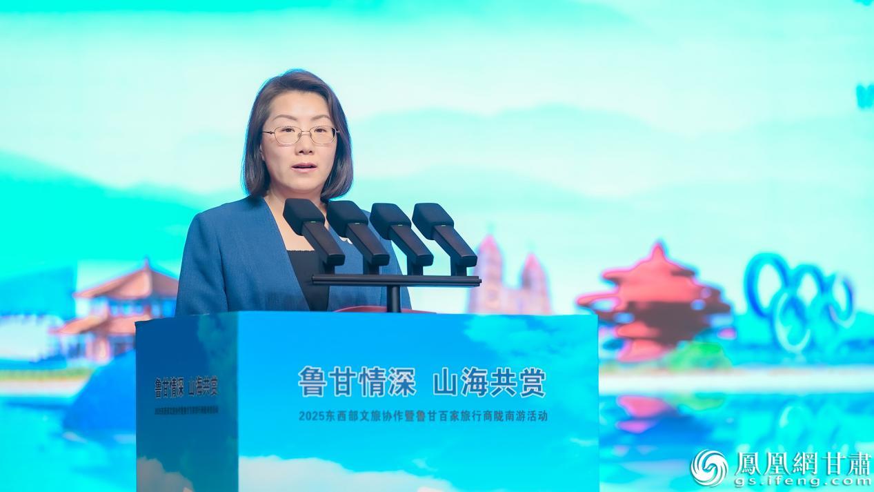 青岛市政府党组成员朱渤说，将倡议青岛市民赴陇南感受“天然氧吧”的避暑清凉。