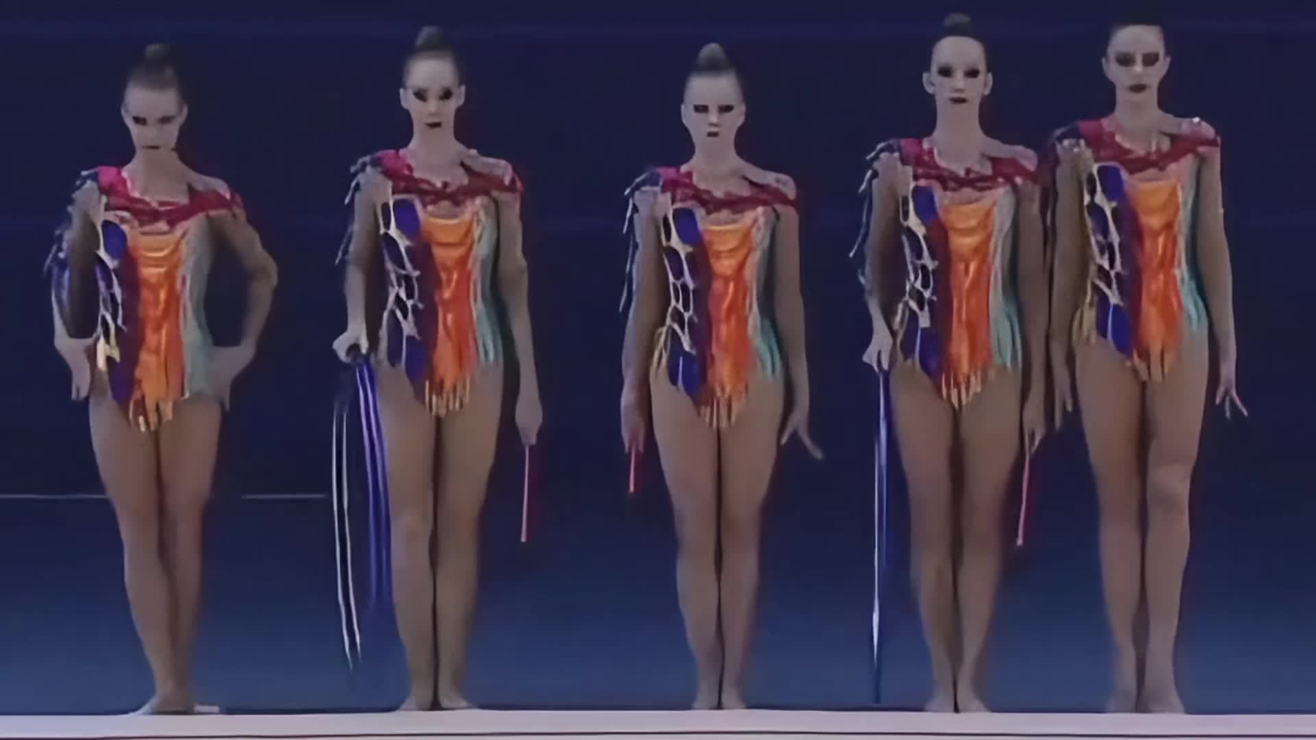 11年彩带交织，汉娜姐妹的东方情缘再起舞