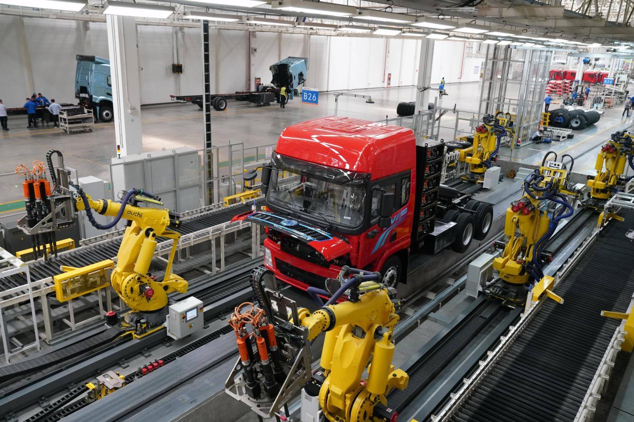 智能工厂里的“重卡速度”