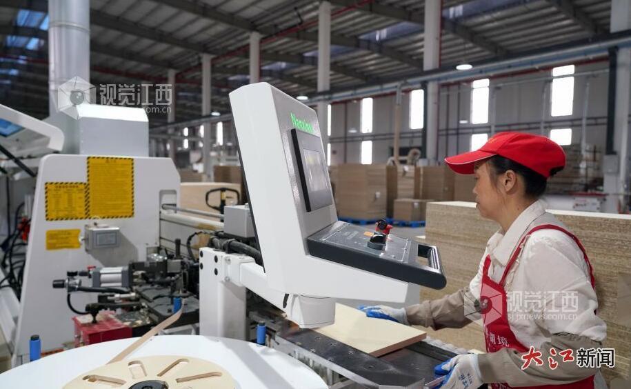 九江瑞昌市一家工业企业生产现场 图片来源：视觉江西