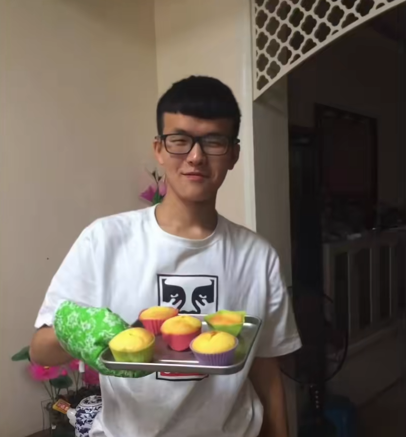 高中輟學(xué)，2萬起家！江西一“00后”小伙做面包一年賣出4個億