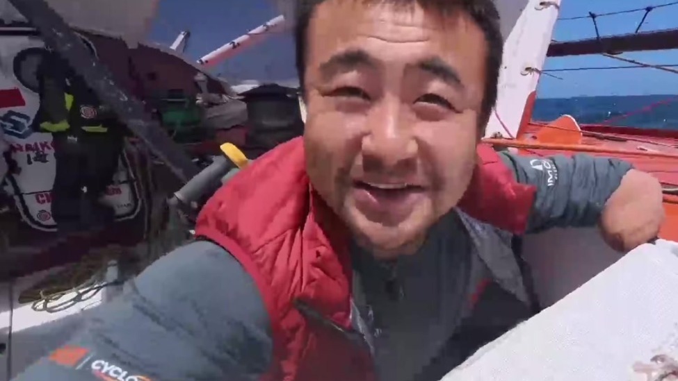 徐京坤挑战“连吃100天泡面”，环球航行后竟长胖10斤