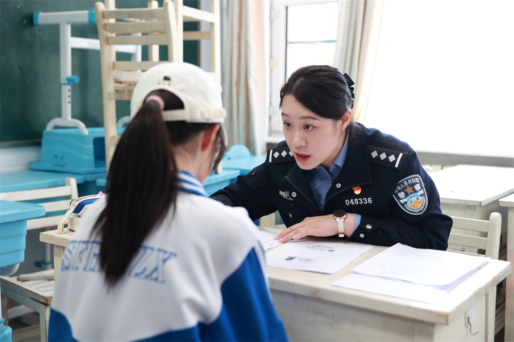 匠心铸魂担使命 先锋领航促发展——绥芬河市“两优一先”表彰对象风采展