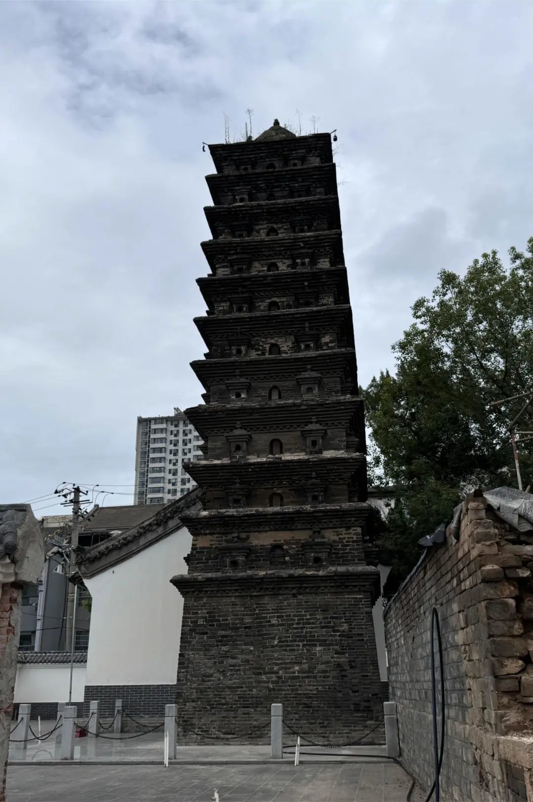 ▲ 东塔。 记者 李杨 摄