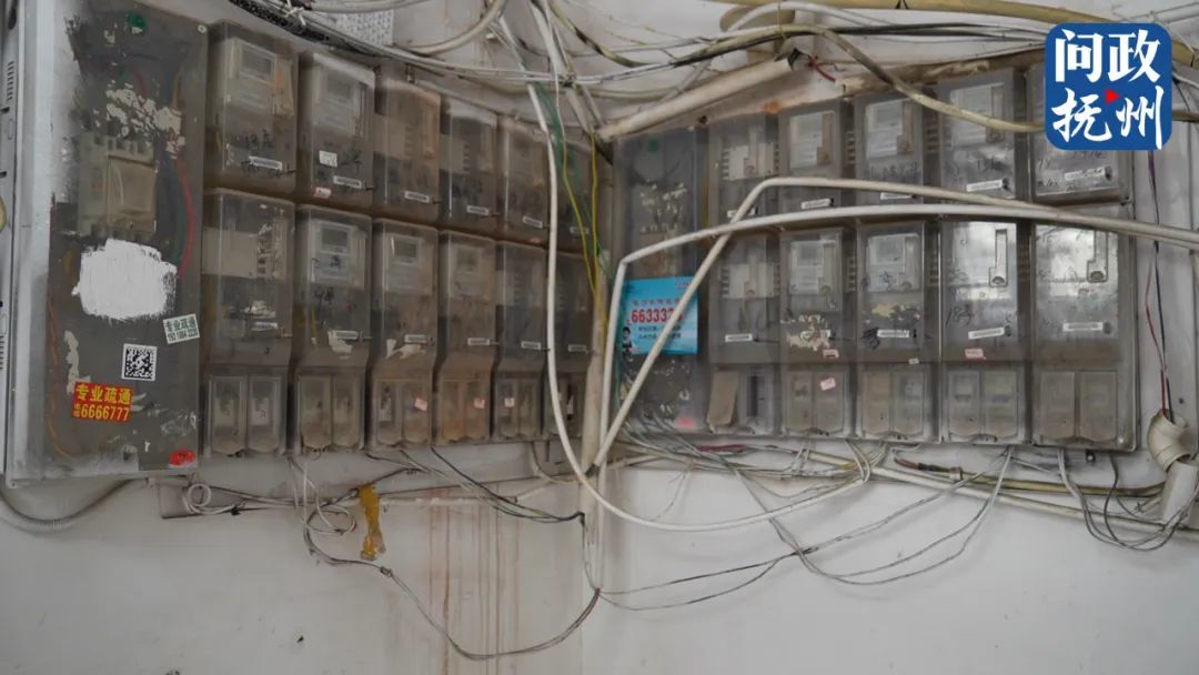 抚州恒盛城市花园小区电线缠成“蜘蛛网”？相关部门：立即整改