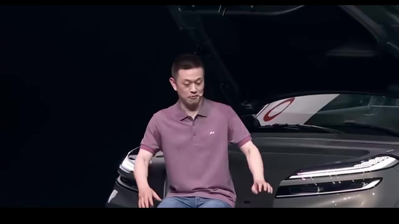 蔚来李斌：裁员数千人系岗位优化，网友：为求盈利不择手段？