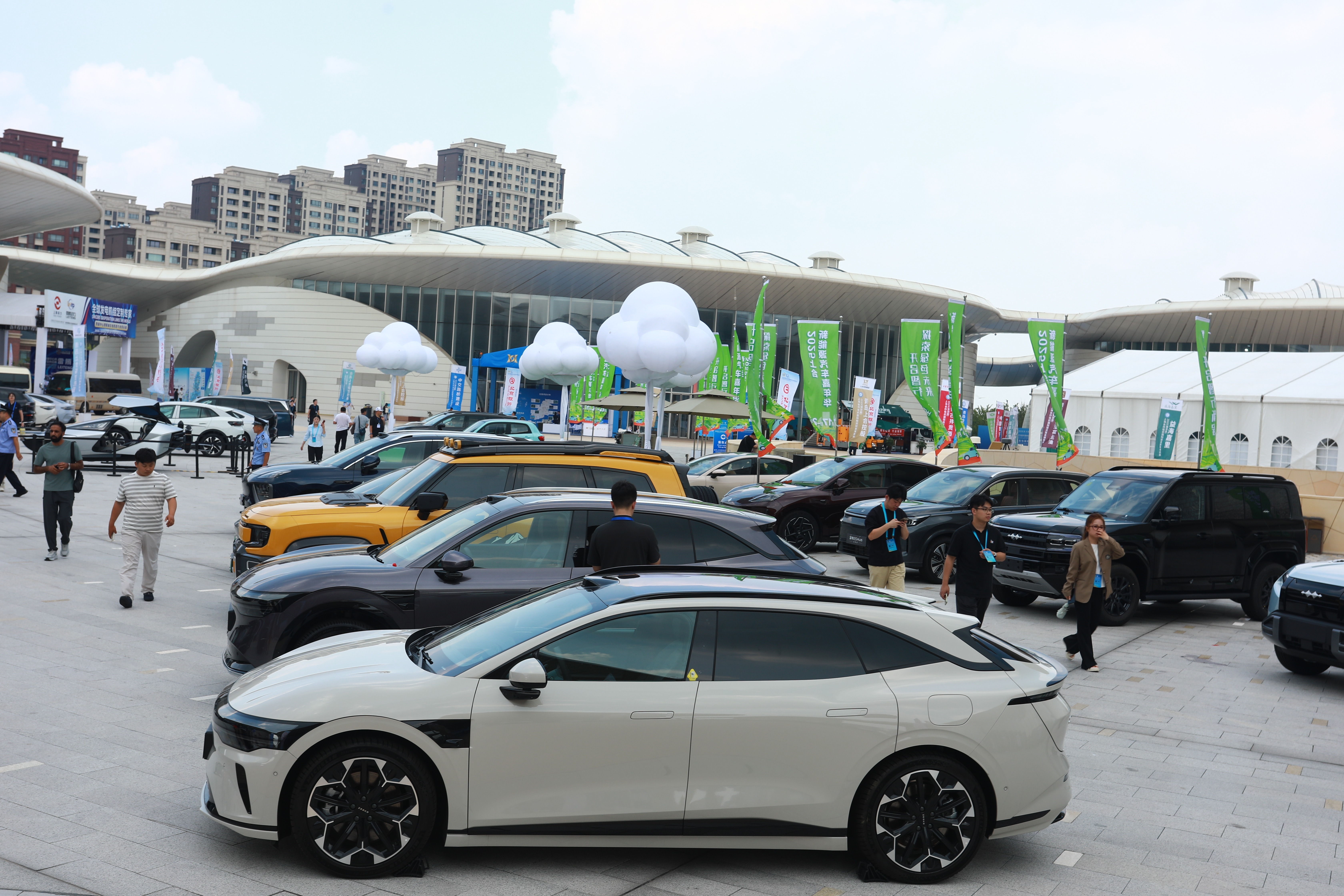 2025上合新能源汽车嘉年华隆重启动